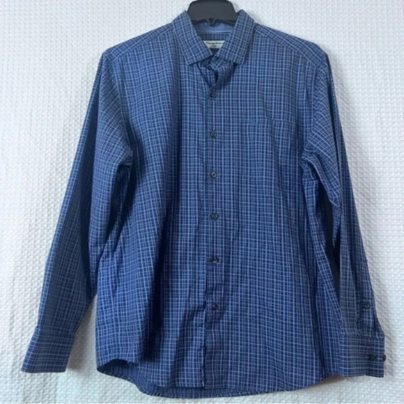 Tommy Bahama Other - Tommy Bahama Islanzone men’s button down shirt large